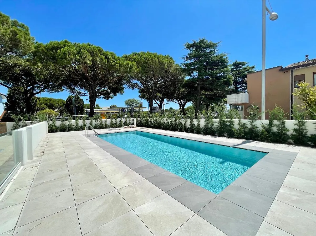 C Palace - Carraro Immobiliare Jesolo - Family Apartments  Lido di Jesolo