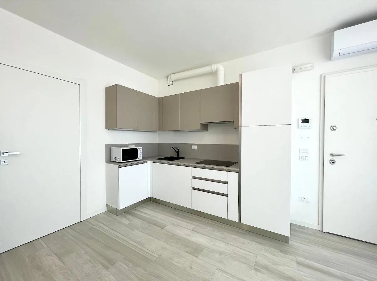 C Palace - Carraro Immobiliare Jesolo - Family Apartments Italy